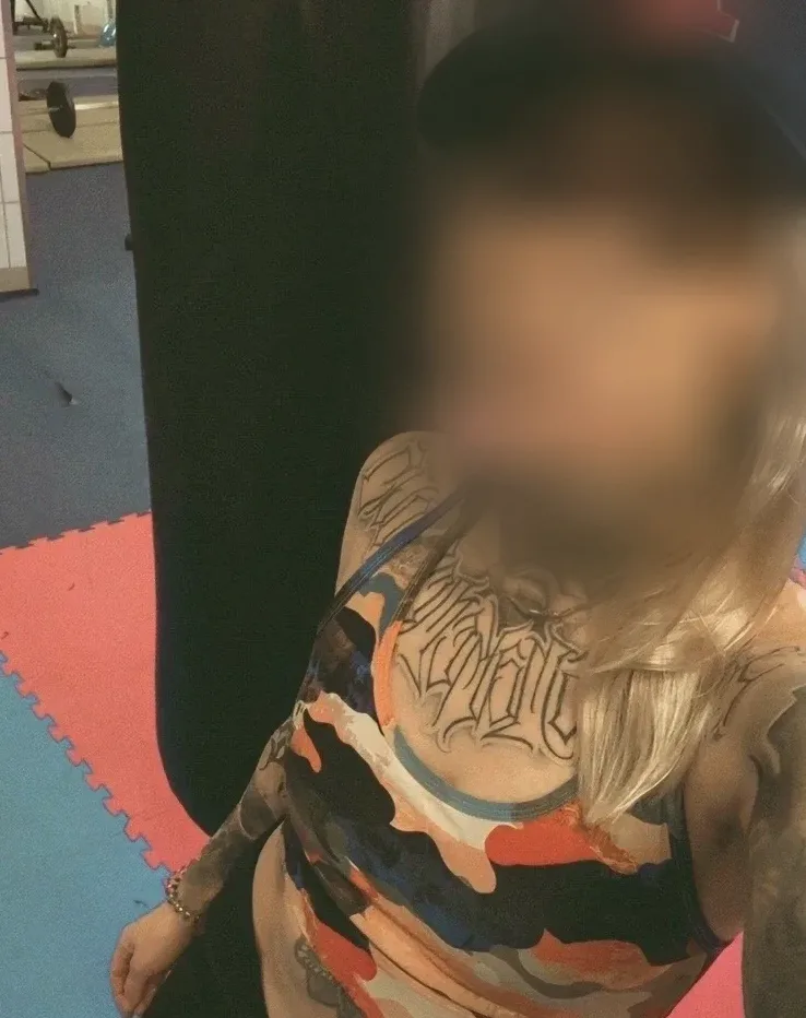 Wilhelmina, 23